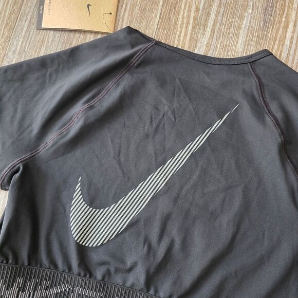 Nike Pro Dri-FIT Short-Sleeve Cropped Top Gym T-Shirt Women's XS New HM6369-010 - Picture 10 of 15